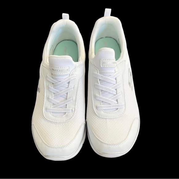 Sketchers memory foam white and silver slip on sneakers size 8.5 - Picture 2 of 6